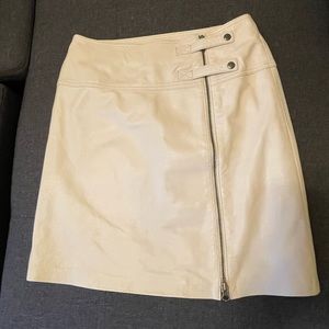 Cache Lambskin Leather Cream Mini Skirt sz 0 Soft EUC Y2K Buckles Zippered Lined